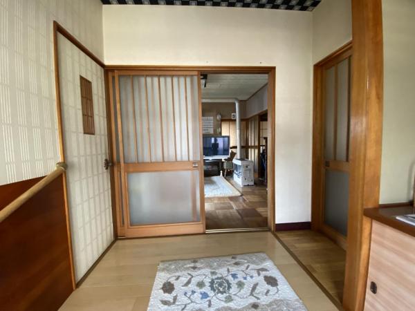 1661　能代市落合字下大野 玄関 