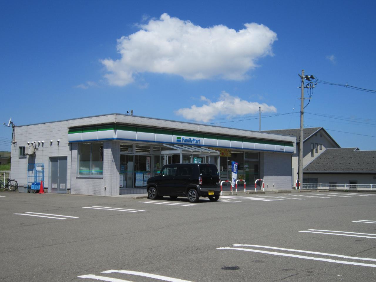 ファミリーマート 秋田横森店
