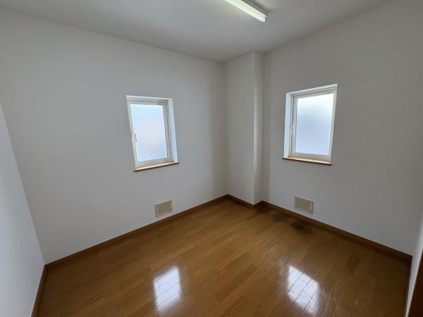 中古戸建 秋田市茨島４丁目 JR羽越本線羽後牛島駅 2,980万円