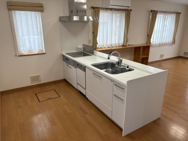 中古戸建 秋田市茨島４丁目 JR羽越本線羽後牛島駅 2,980万円