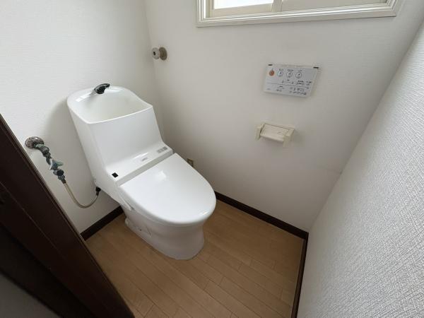 中古戸建 秋田市茨島４丁目 JR羽越本線羽後牛島駅 990万円