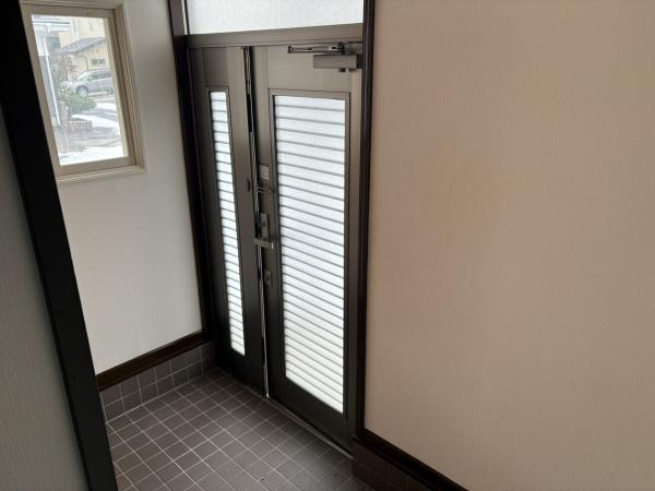 中古戸建 秋田市茨島４丁目 JR羽越本線羽後牛島駅 990万円