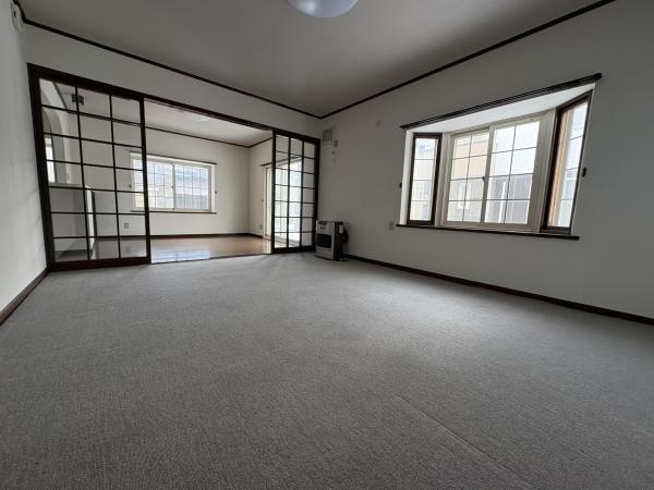 中古戸建 秋田市茨島４丁目 JR羽越本線羽後牛島駅 990万円