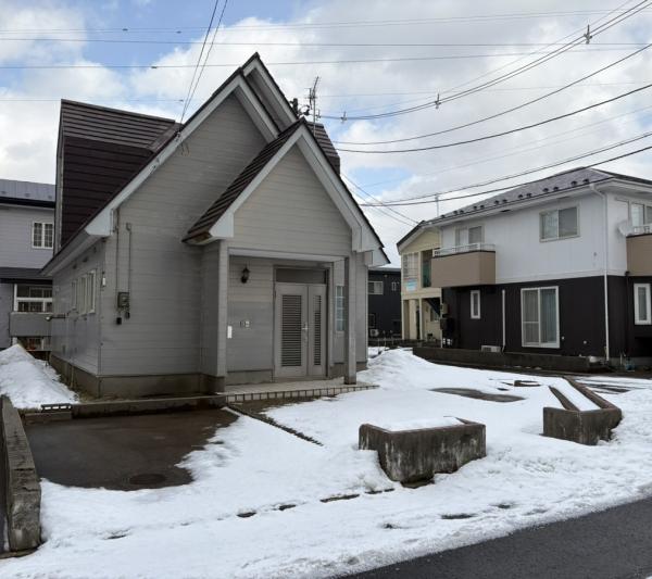中古戸建 秋田市茨島４丁目 JR羽越本線羽後牛島駅 990万円