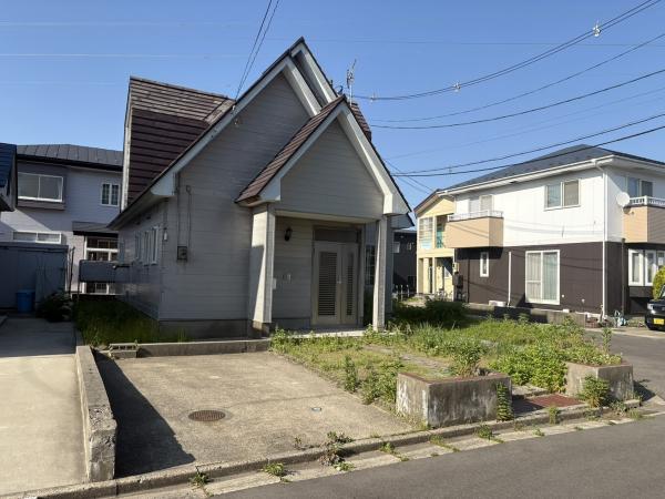 中古戸建 秋田市茨島４丁目 JR羽越本線羽後牛島駅 990万円