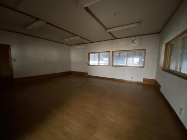 工場 能代市字昇平岱 JR五能線能代駅 980万円