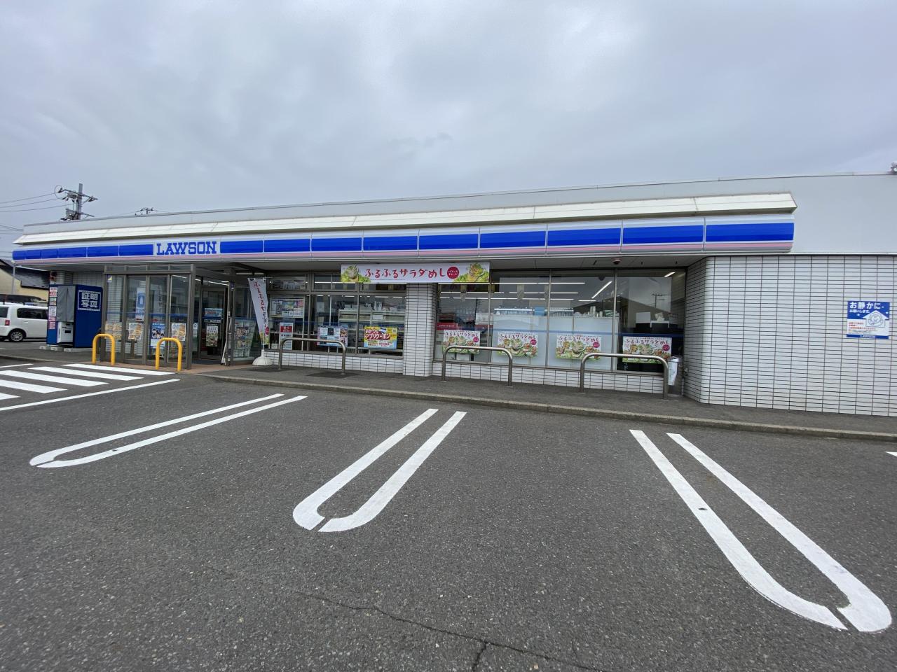 ローソン 能代藤山店