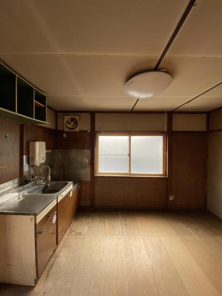 店舗付住宅 能代市出戸本町 JR五能線能代駅 158万円
