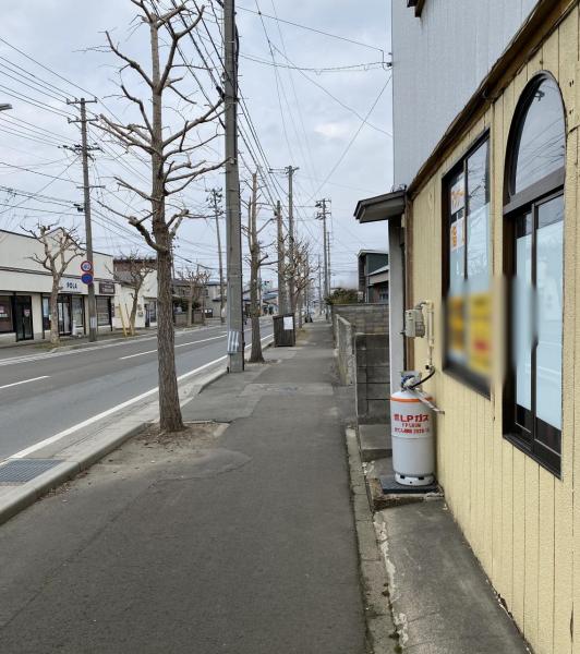 店舗付住宅 能代市出戸本町 JR五能線能代駅 158万円