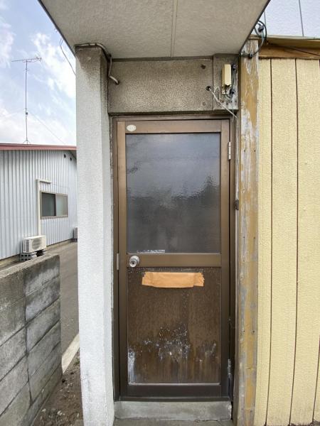 店舗付住宅 能代市出戸本町 JR五能線能代駅 158万円