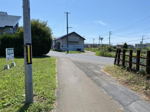 1742能代市元町 前面道路含む現地写真 