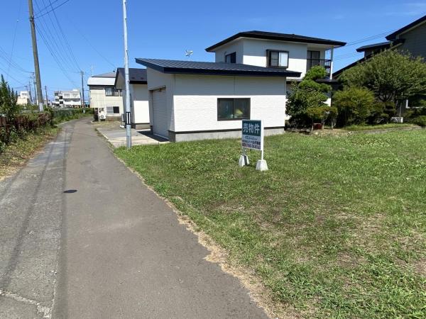 1742能代市元町 前面道路含む現地写真 