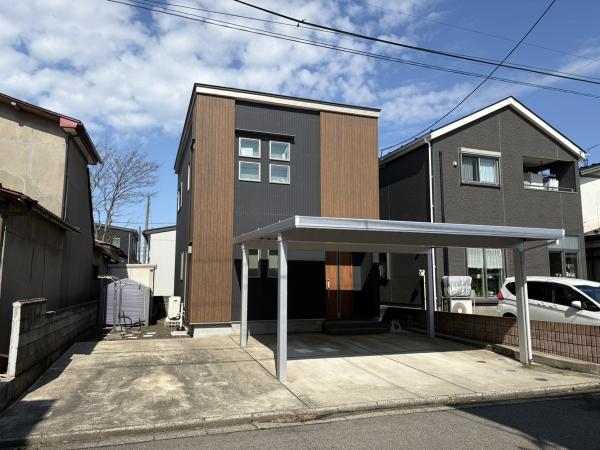 中古戸建 秋田市楢山本町 JR羽越本線羽後牛島駅 2,400万円