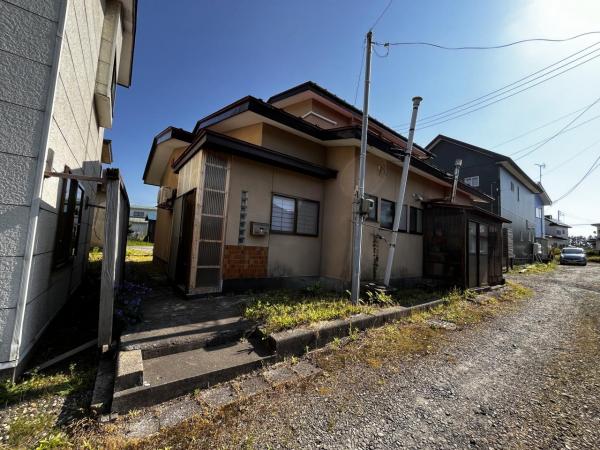 中古戸建 能代市字彩霞長根 JR五能線能代駅 248.3万円