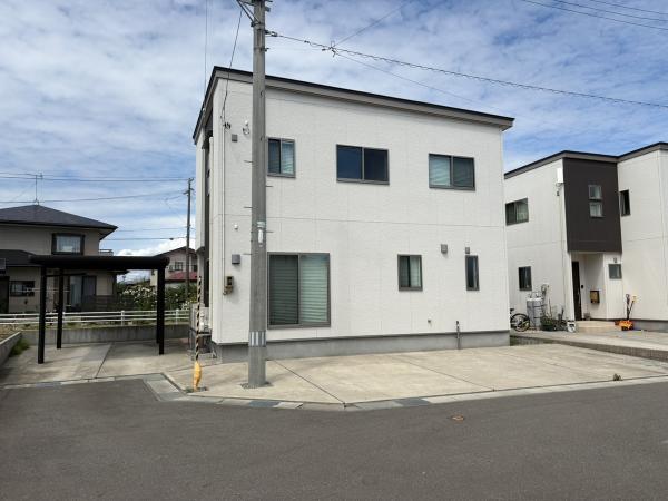 中古戸建 秋田市仁井田本町３丁目 JR羽越本線羽後牛島駅 2,400万円