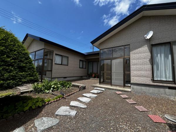 中古戸建 山本郡三種町外岡字中嶋 JR奥羽本線北金岡駅 780万円