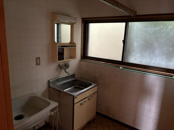 中古戸建 秋田市下浜長浜字芹沢道脇 JR羽越本線下浜駅 128万円