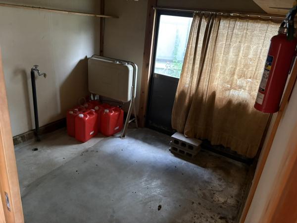 中古戸建 秋田市下浜長浜字芹沢道脇 JR羽越本線下浜駅 128万円