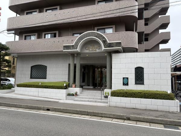 中古マンション 秋田市中通５丁目 JR秋田新幹線秋田駅 2,080万円