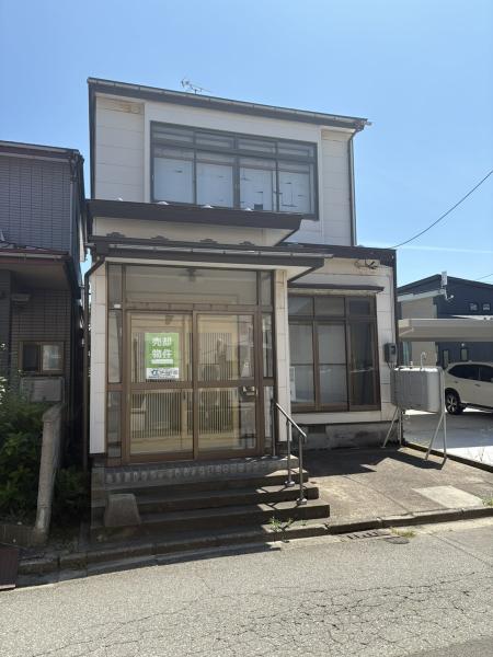 中古戸建 秋田市土崎港中央３丁目 JR奥羽本線土崎駅 750万円