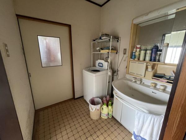 中古戸建 秋田市土崎港中央７丁目 JR奥羽本線土崎駅 750万円