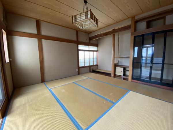 中古戸建 能代市字寿域長根 JR五能線能代駅 358万円