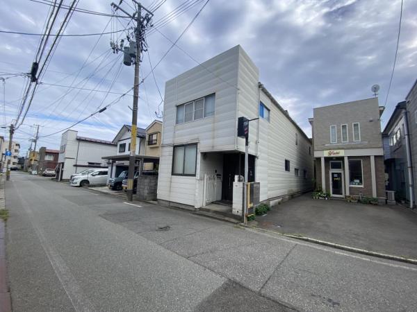 中古戸建 秋田市楢山登町 JR羽越本線羽後牛島駅 800万円