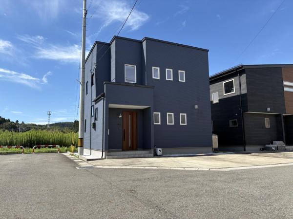 中古戸建 秋田市新屋沖田町 JR羽越本線新屋駅 2,490万円