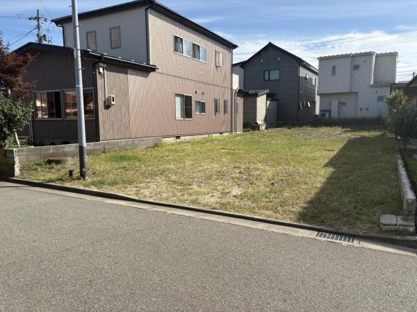 土地 秋田市土崎港東２丁目 JR奥羽本線土崎駅 850万円