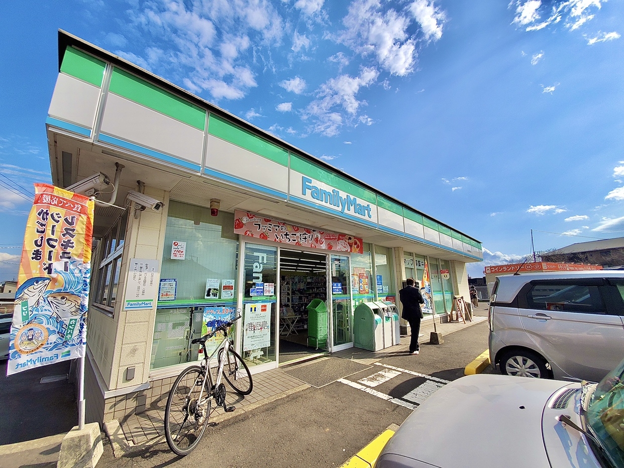 ファミリーマート姶良東餅田