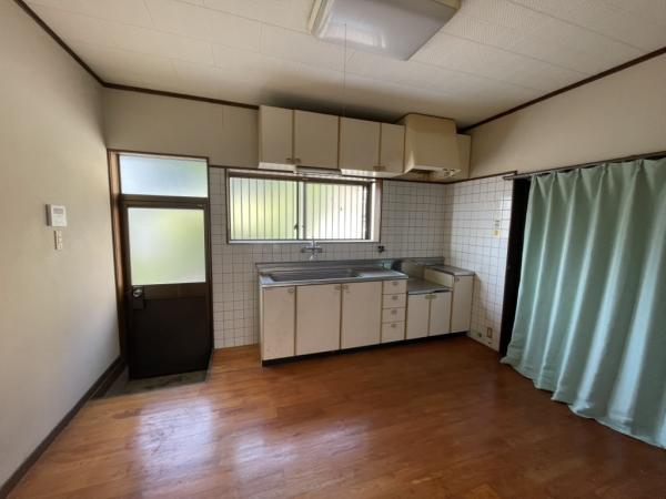 中古戸建 霧島市国分名波町18-9 JR日豊本線国分駅 600万円