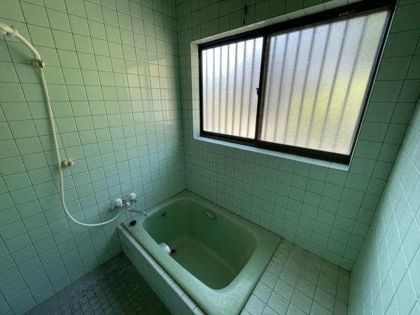 中古戸建 霧島市国分名波町18-9 JR日豊本線国分駅 600万円