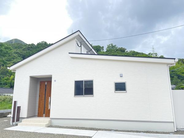 新築戸建 姶良市脇元246-2 JR日豊本線重富駅 2,660万円