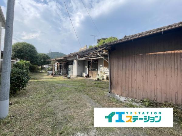 土地 霧島市隼人町神宮４丁目186番1 JR日豊本線隼人駅 1,500万円