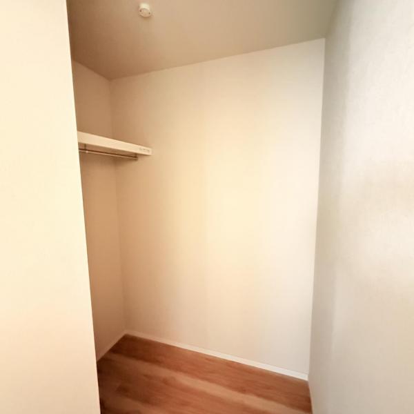 姶良市東餅田1710番6　2号棟 ウォークインクローゼット