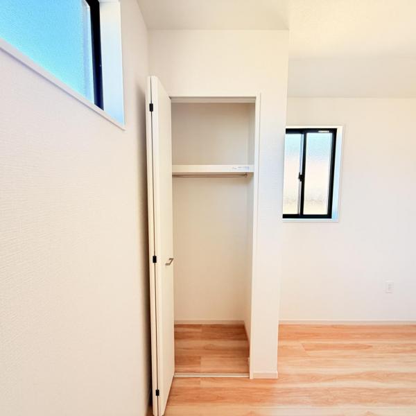 姶良市東餅田1710番6　2号棟 収納 