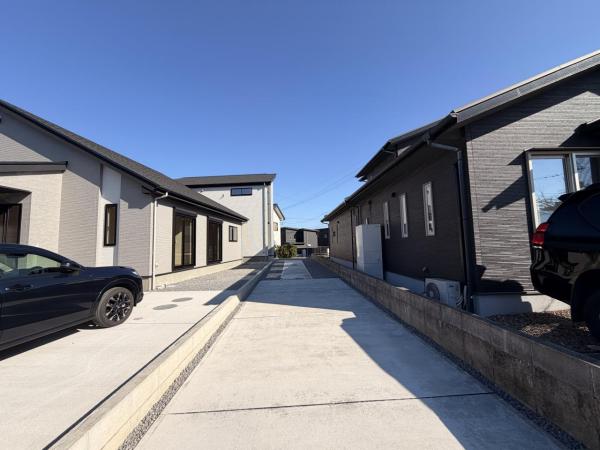 姶良市東餅田1710番6　2号棟 駐車場 