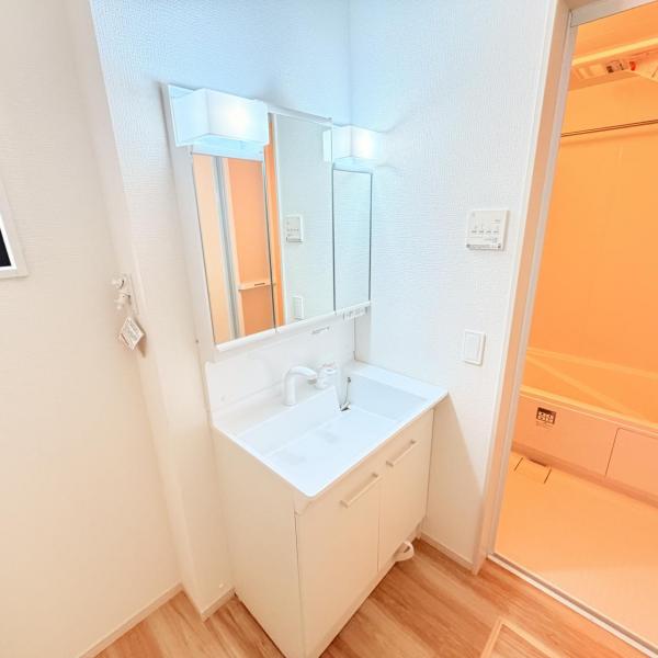 姶良市東餅田1710番6　2号棟 洗面台・洗面所 