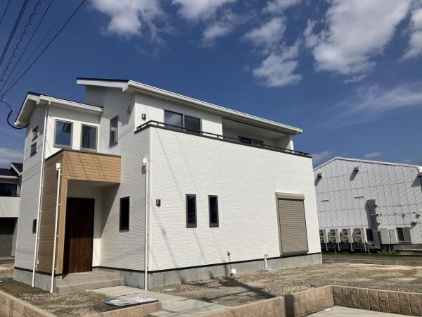 新築戸建 霧島市隼人町真孝2445番5他　2号棟 JR肥薩線隼人駅 2,290万円