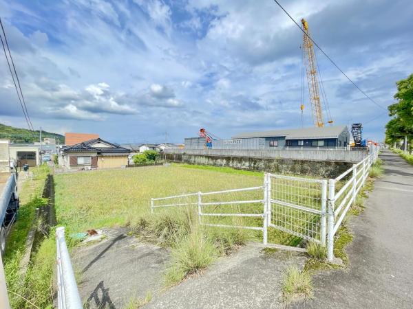 土地 姶良市平松3897番1 JR日豊本線重富駅 980万円