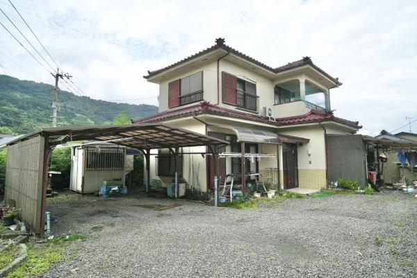 中古戸建 霧島市隼人町内山田1474番地6、1474番地8 JR日豊本線隼人駅 700万円