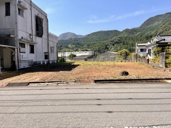 土地 姶良市平松3225番4、8277番4 JR日豊本線姶良駅 586万円