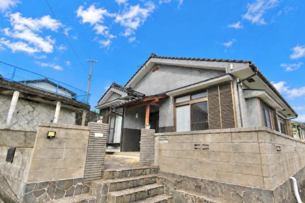 中古戸建 霧島市隼人町東郷423-2 JR肥薩線日当山駅 1,700万円