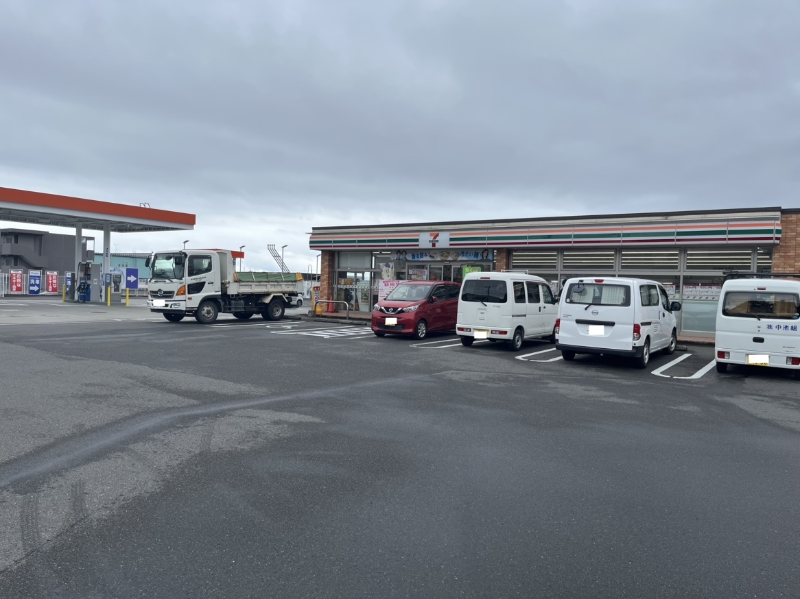 セブン-イレブン 姶良総合運動公園前店