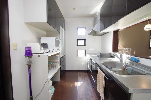 富士宮市小泉中古住宅 キッチン 