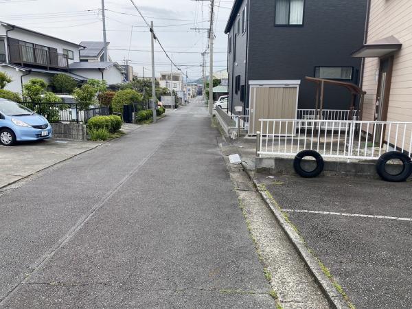 沼津市常盤二丁目売土地 前面道路含む現地写真 