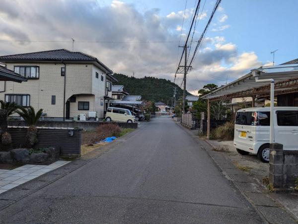 富士市北松野土地 前面道路含む現地写真 
