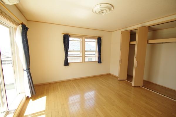 万野原新田中古2080 寝室