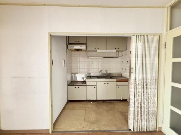 吉原中央マンション キッチン 