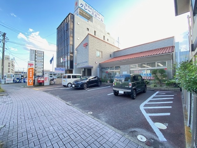 春日井市役所前郵便局